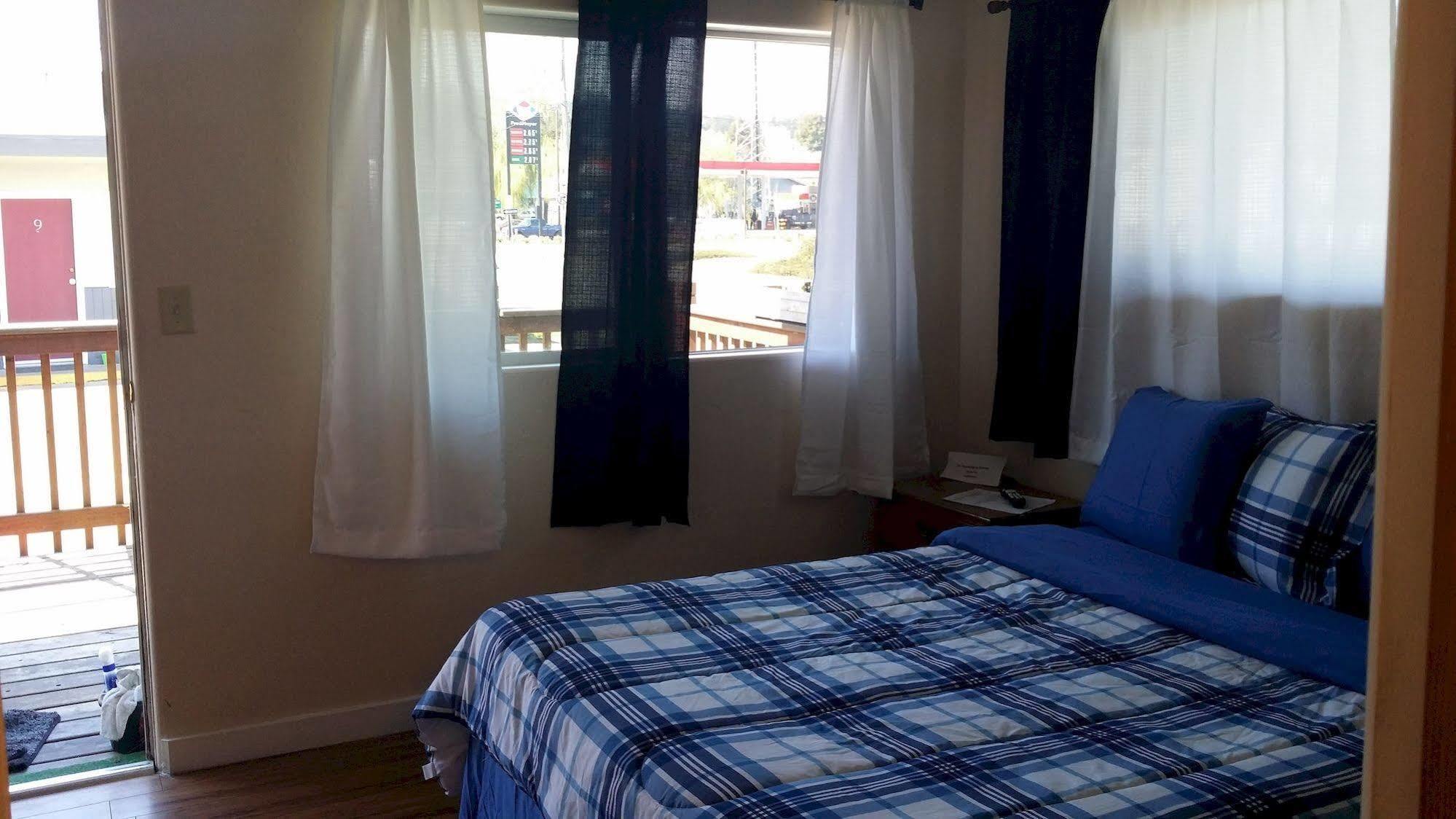 كوس باي Terrace Motel المظهر الخارجي الصورة