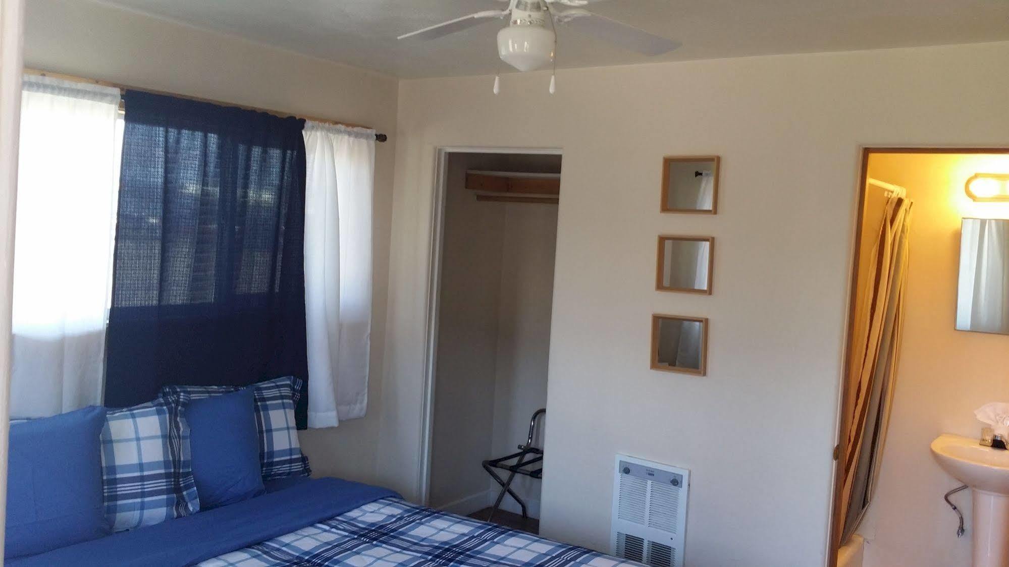 كوس باي Terrace Motel المظهر الخارجي الصورة