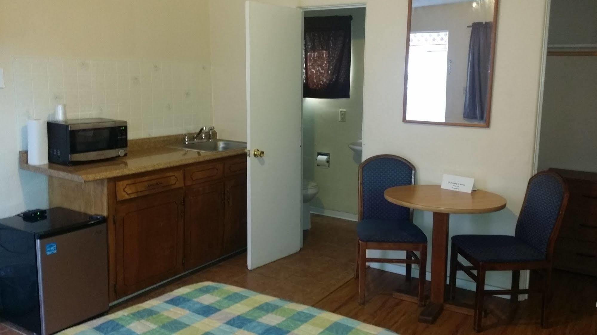كوس باي Terrace Motel المظهر الخارجي الصورة
