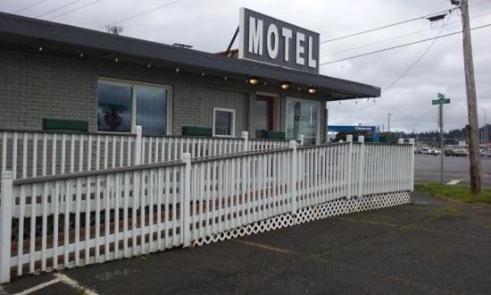 كوس باي Terrace Motel المظهر الخارجي الصورة